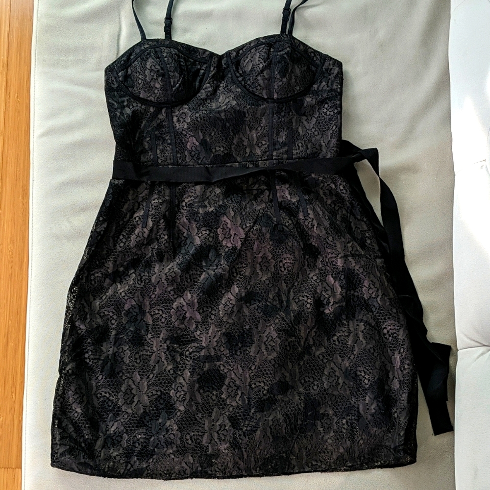 American Eagle - Black lace mini dress - Size 4